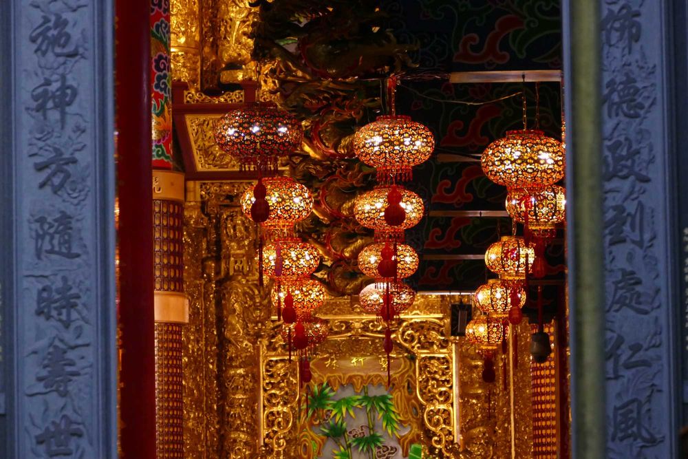 Камера Panasonic DMC-FZ1000