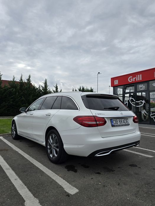 Mercedes C250d 4Matic (4x4) 204CP, Carte Service, 7G-Tronic, Km reali