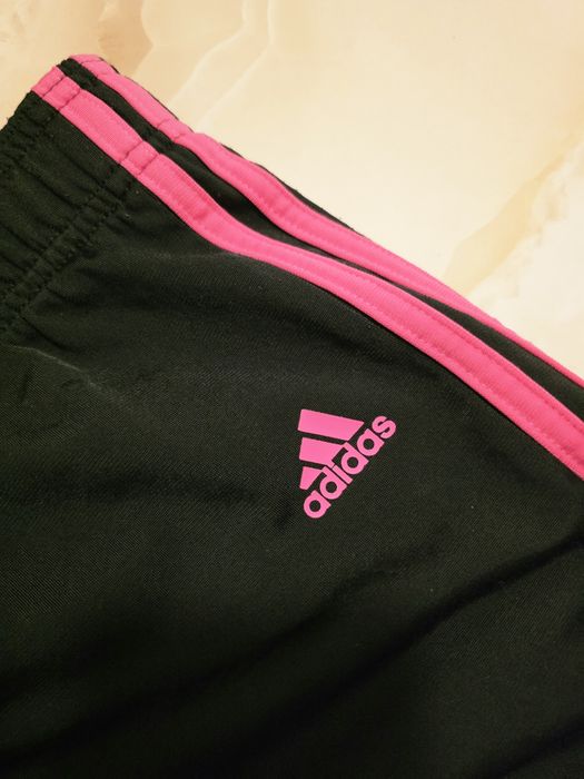 Pantaloni Adidas stare foarte bună mărime 152