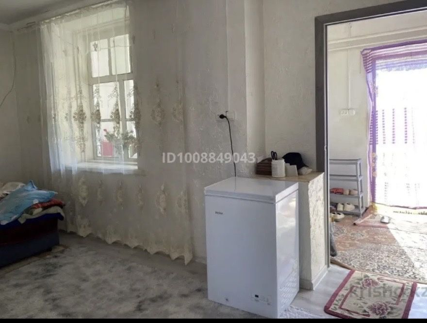 Продам дом (барачного типа)