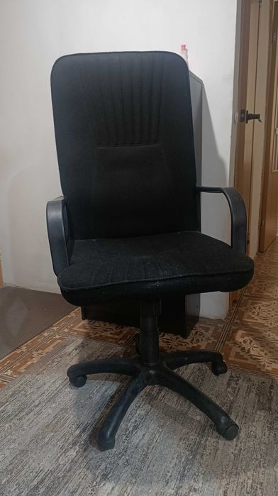 Продам компьютерное кресло