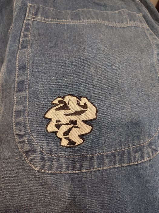 продам джинсы empty