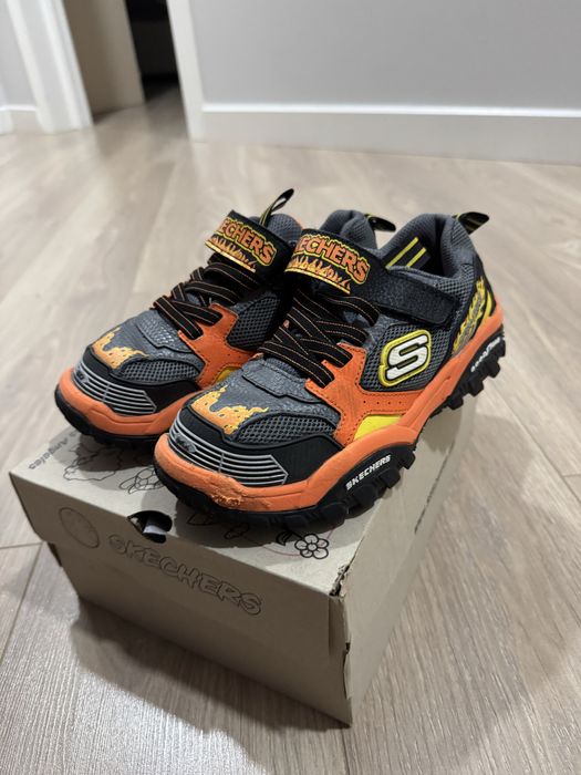 Skechers кроссовки на мальчика