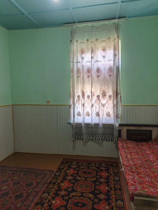 Продается квартира в общем дворе