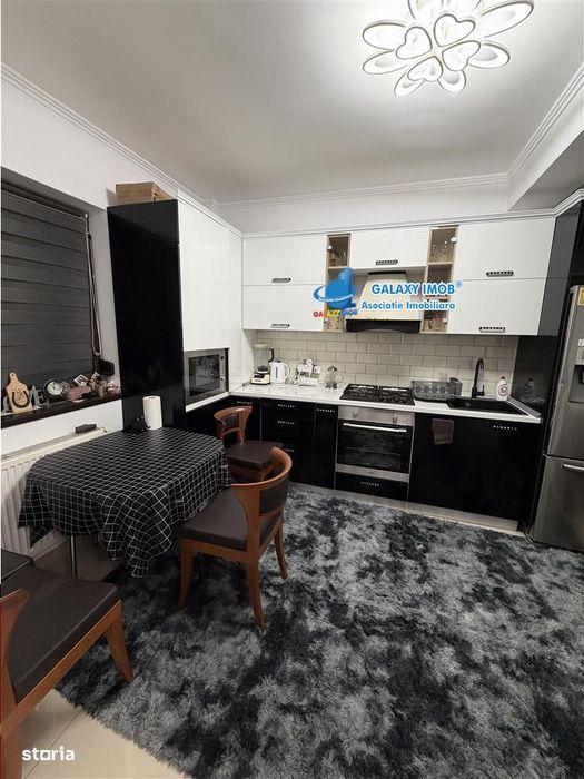 Casa 4 camere -2 Dressing-Mansarda-Complet Mobilata-Proprietar-