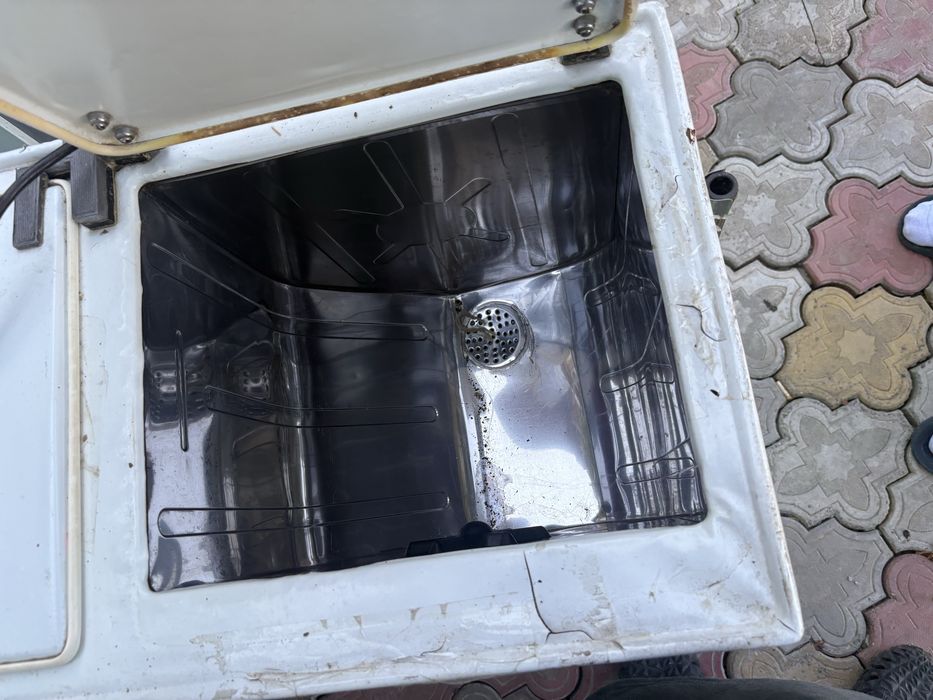 Doar in iasi Masina de spalat Albalux 8 vintage veche model romanesc cuva dubla centrifuga functionala