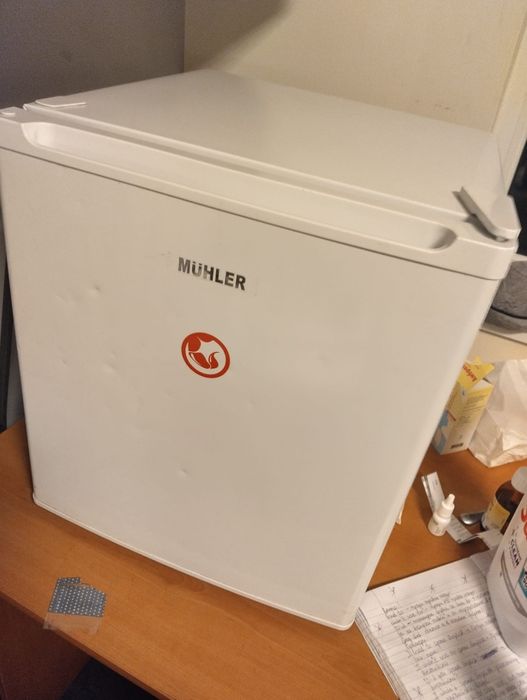 Минибар muhler на 2 години