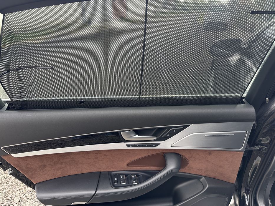 Audi A8 D4 бизнес салон
