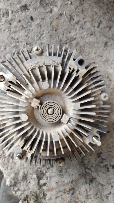 Продам запчасти 2UZ