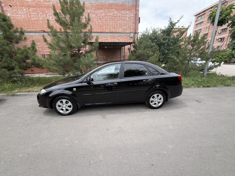 Lacetti Gentra 2023