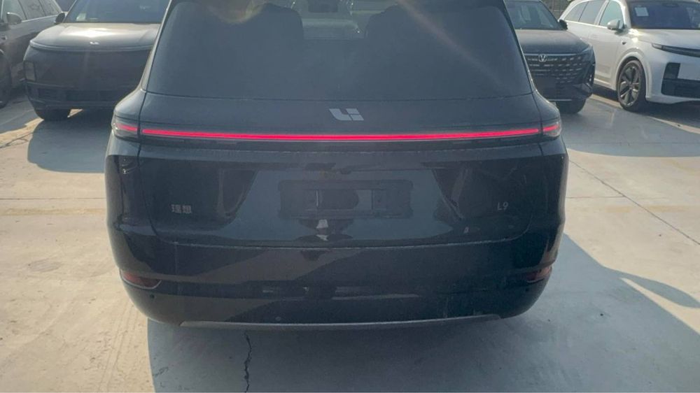 LIXIANG l9- Qora rang Restayling