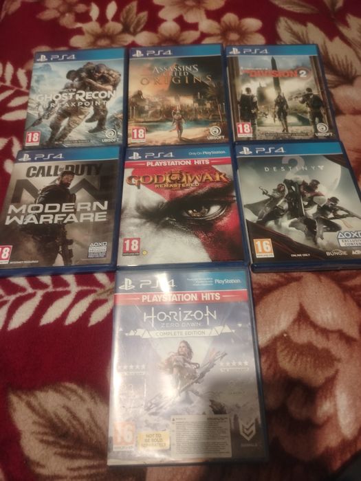 Vând jocuri PS4 ne zgâriate