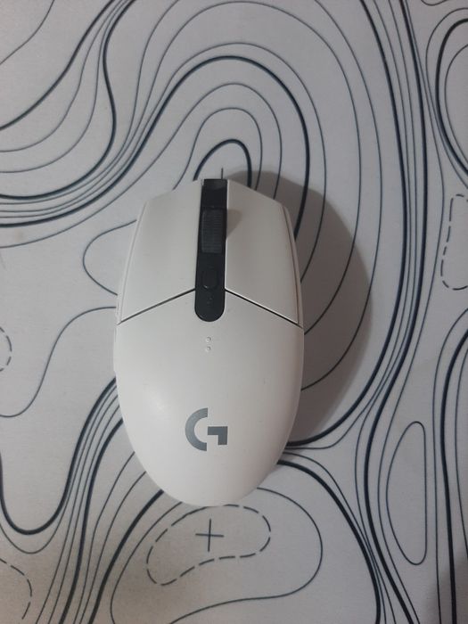 Мышка Logitech G304 Lightspeed