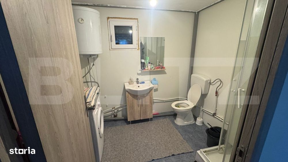 Casa cu teren de 2330 mp, anexa de 15 mp, zona Muntele Rece