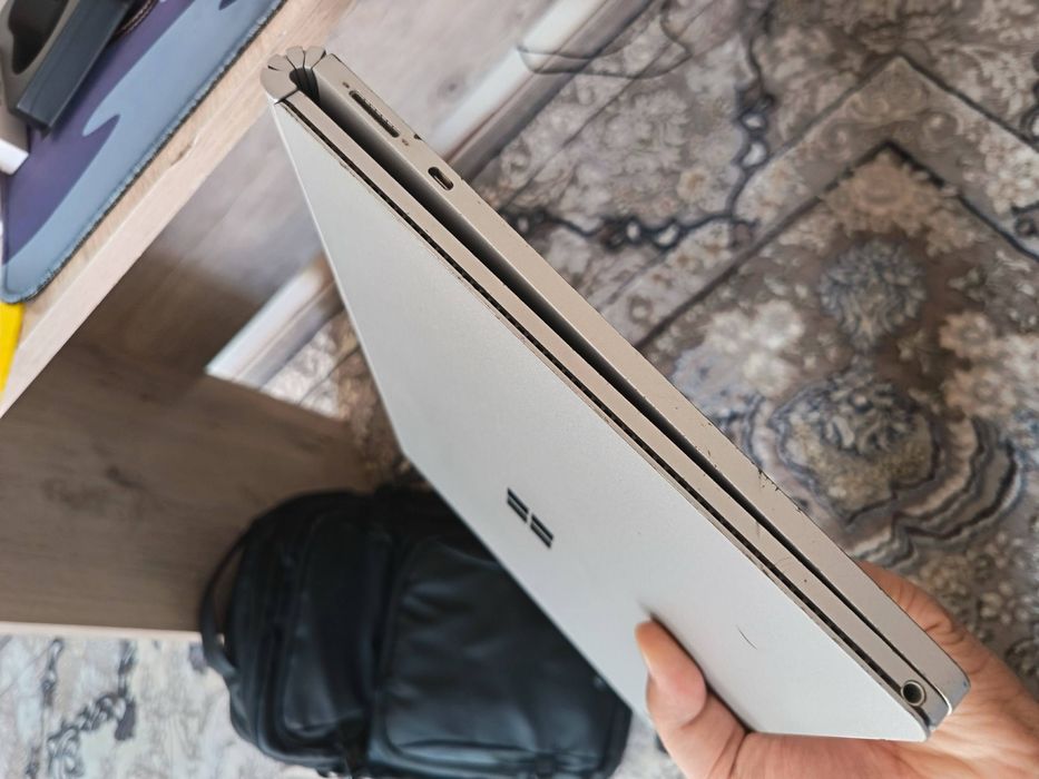 Microsoft surface book 2 gtx 1050 2gb