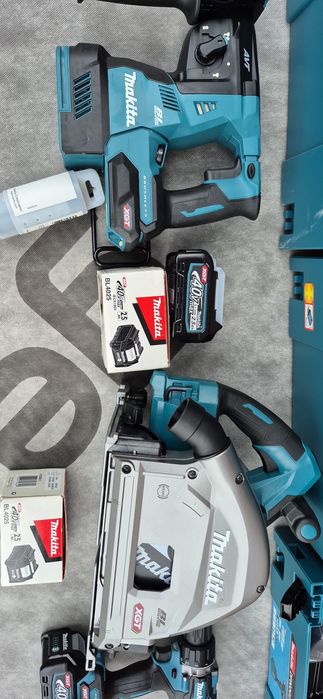 Makita set  scule pe acumulator de 40 V