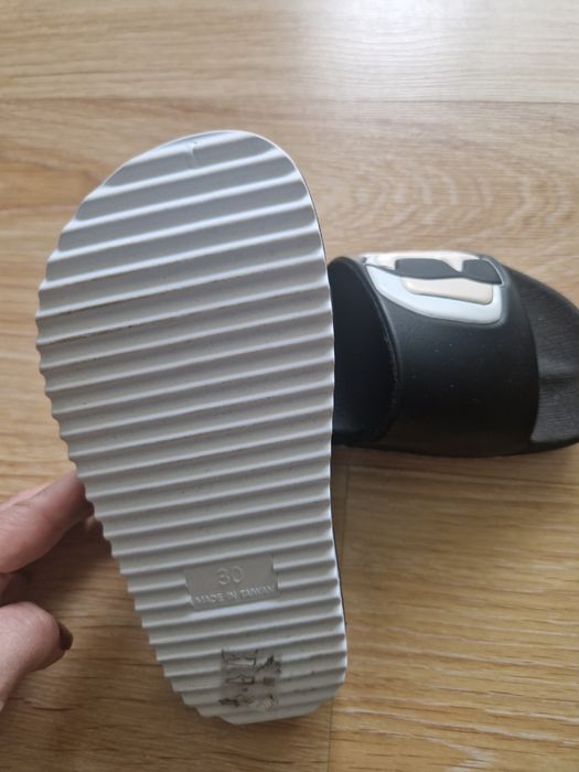 Karl Lagerfeld нови кожени чехли