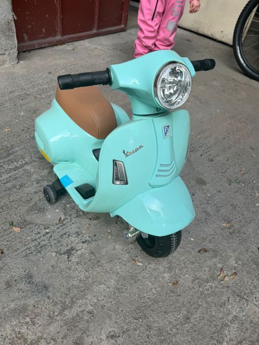 Motocicleta electrica Vespa pentru copii, Homcom