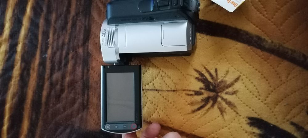 Продам видеокамеры  сони.