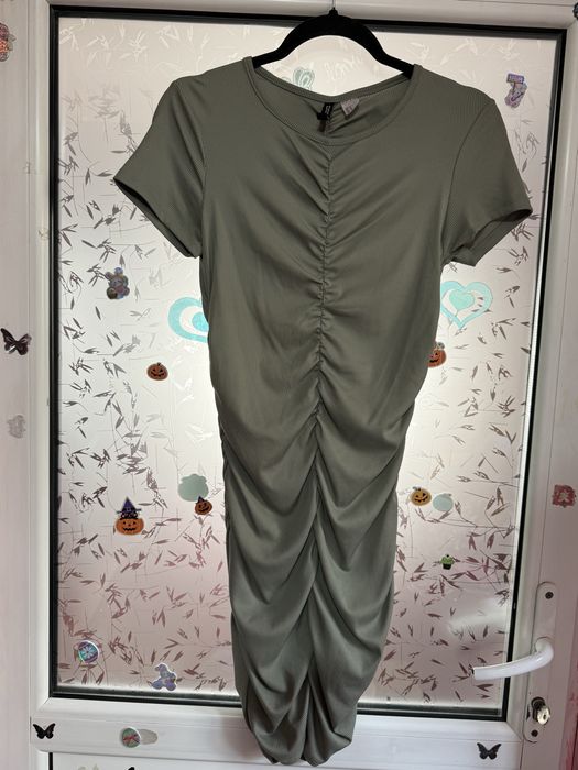 Rochie de vară,scurta culoare verde,se muleaza pe corp