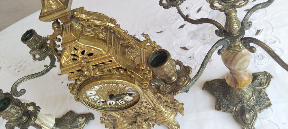 Соат ва шагамдонлар сотилади