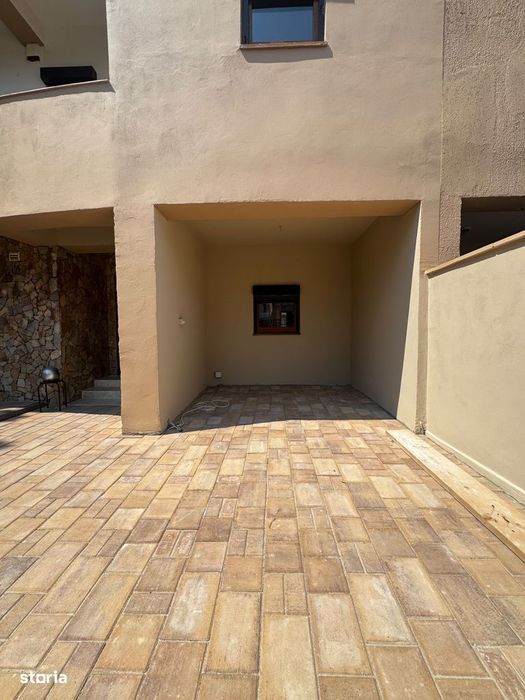 Vila Pipera | 6 Camere | 2 Locuri Parcare  | Curte  Superba |