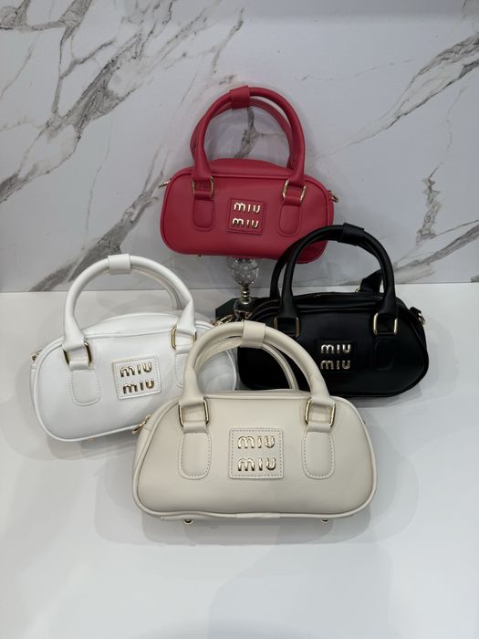 Луксозна дамска чанта Miu Miu