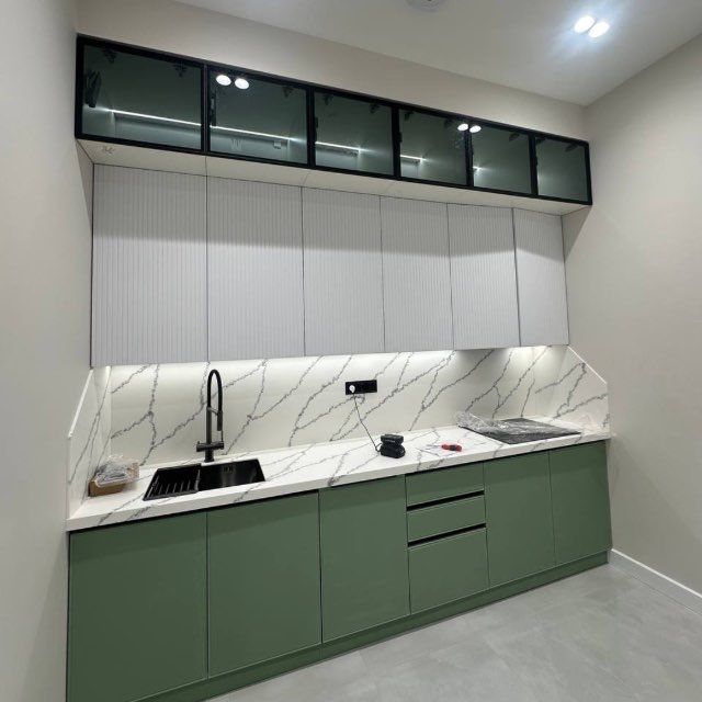 мебель на заказ кухня-шкаф-прихошка- спалня