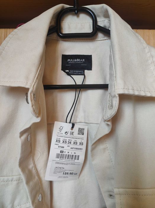 Geaca denim Pull&Bear marime XS