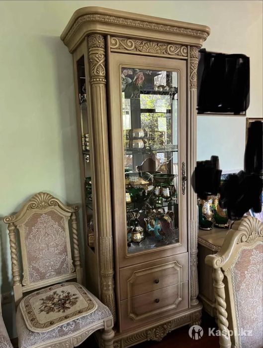 Столовый гарнитур