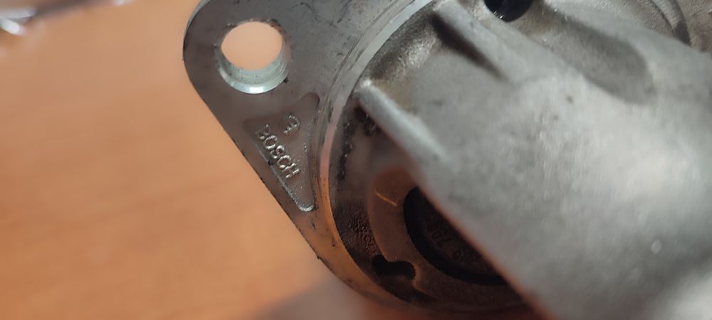 Стартер оригинал BMW bosch