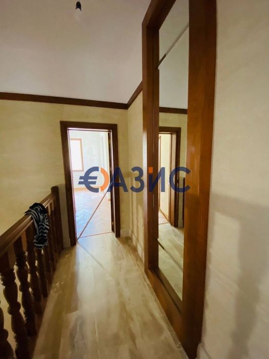 Продава се Къща в Свети Влас - 301 кв.м за 1715 €/кв.м - Снимка #12
