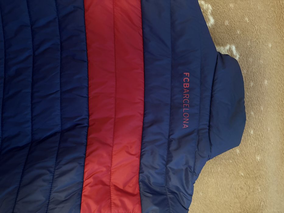 Яке на FC Barcelona