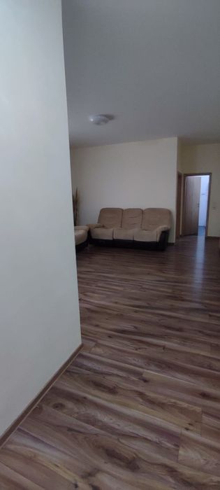 Persoană fizică, inchiriez ap. Cu două camere  ,confort  1 ,parter, str. Liviu  Rebreanu  nr.175