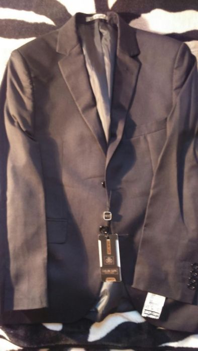 Костюм мужской двойка.