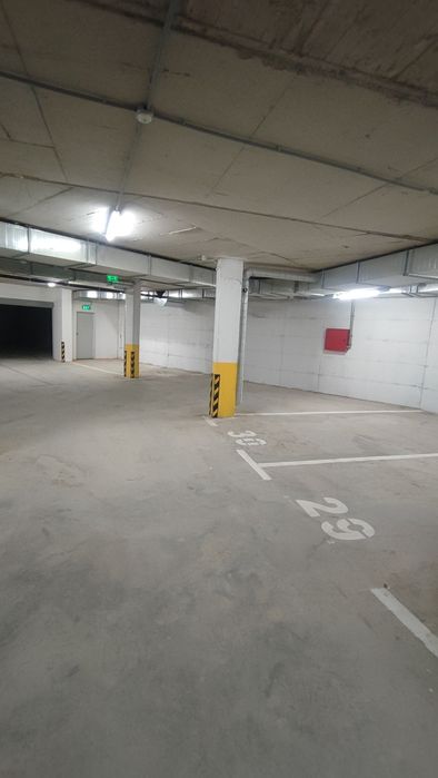 Дава се под наем Гараж / Паркомясто в Пловдив, Гагарин - 16 кв.м за 56.1 € - Снимка #1