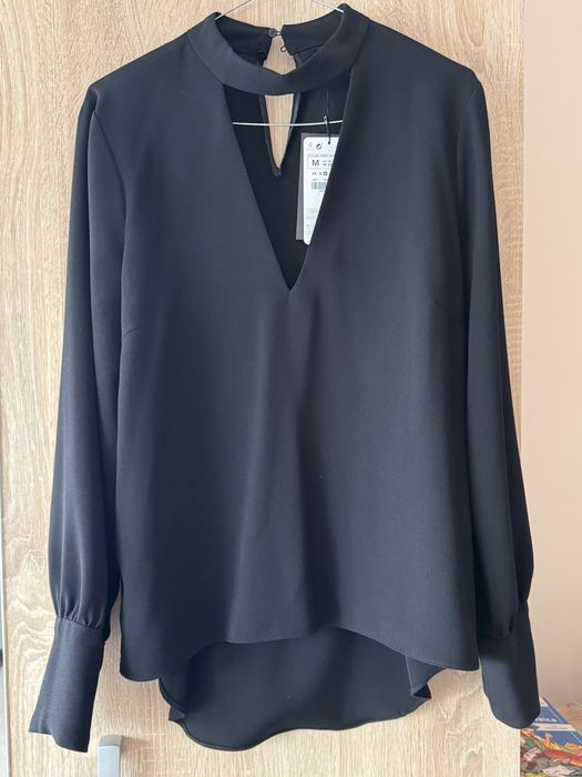 Bluza Zara cu decolteu in V