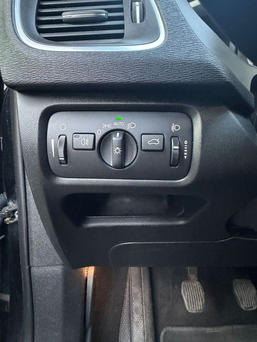 Volvo V40 Volvo v40 2014, recent adus din Danemarca , carte service