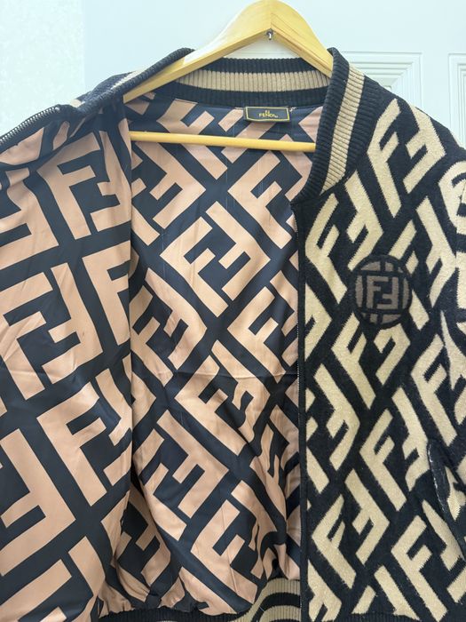 Продаю теплый кардиган