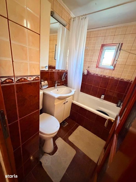 Apartament 3 camere + garaj , mobilat , zona Stadion