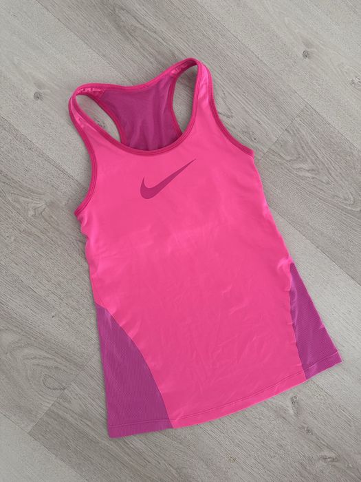 Оригинални дамски спортни дрехи Nike, Adidas, Puma и др