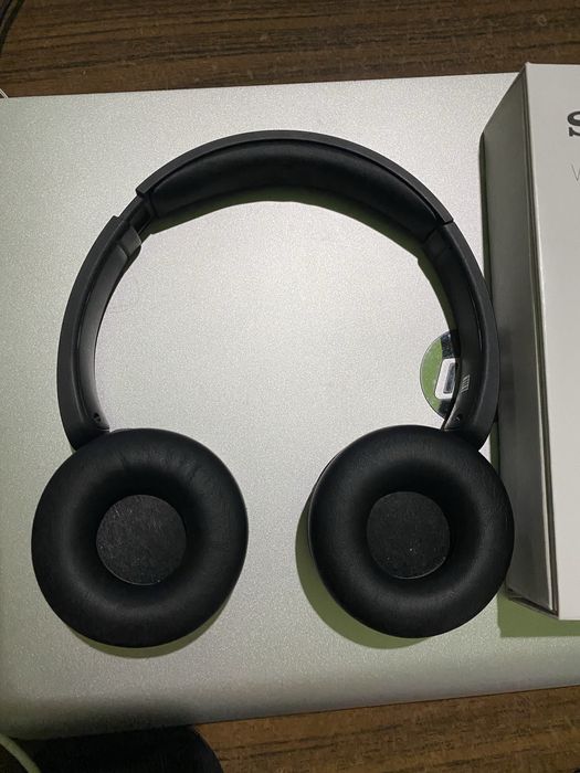 Наушники Sony WH-CH520