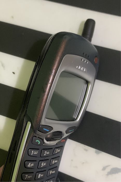 Nokia 7110 ретро-телефон