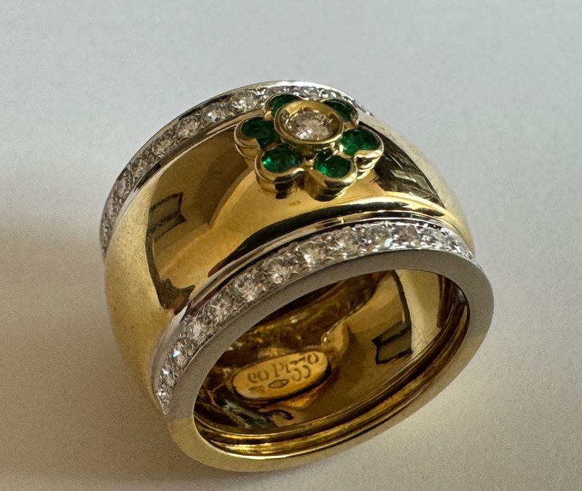 Авангарден 18К Златен Пръстен Leo Pizzo с Диаманти и Изумруди;