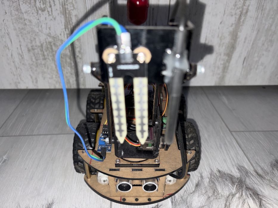Kit Robot Arduino Masina 4X4 Programabil Proiect Licenta
