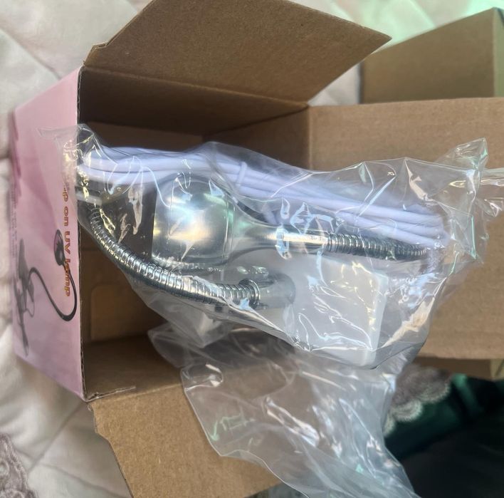 Настольныя лед лампа