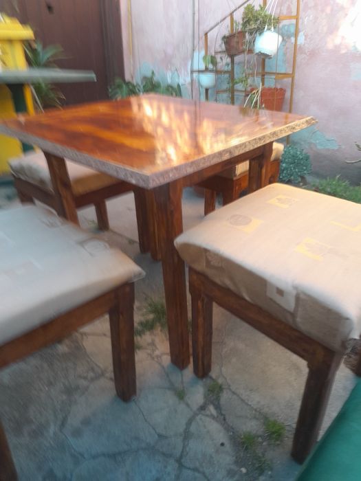Masa cu scaune de van,are diferite modele
