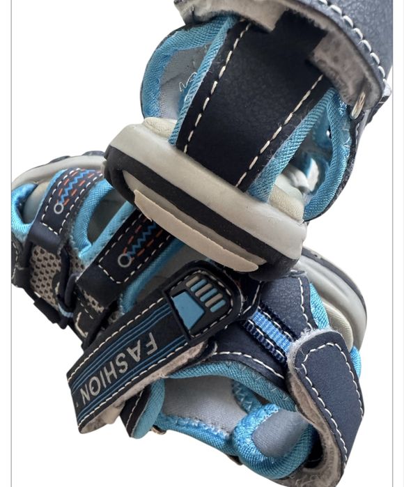 Sandale baiat marimea 21