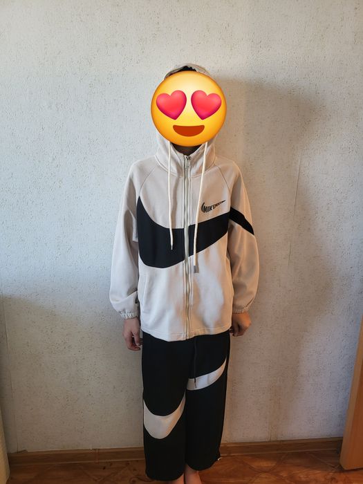 Спортивный костюм