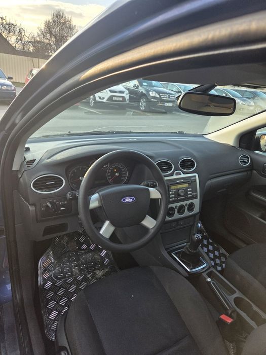 Ford Focus 2 1.6i / Recent Adus / O77I46I478